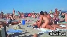 Seks na plaży nudystów